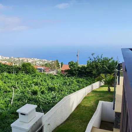 Villa 17 ° West, Lux. Inf. Pool Villa, 5 Minutes To The Sandy Beach, Wifi *