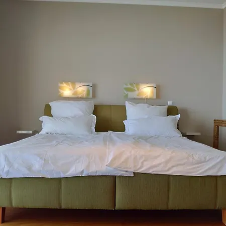 Villa 17 ° West, Lux. Inf. Pool Villa, 5 Minutes To The Sandy Beach, Wifi