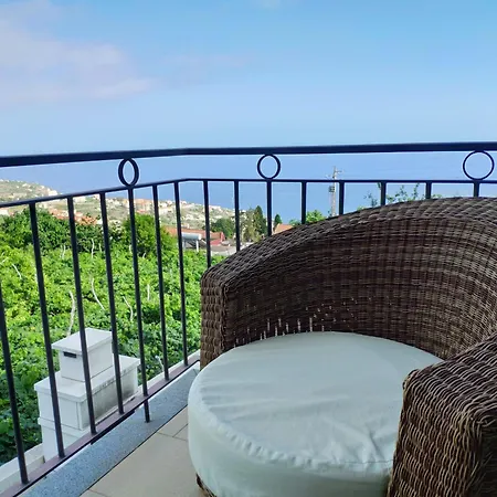 Villa 17 ° West, Lux. Inf. Pool Villa, 5 Minutes To The Sandy Beach, Wifi