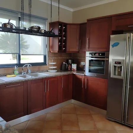 Вилла 17 ° West, Lux. Inf. Pool Villa, 5 Minutes To The Sandy Beach, Wifi Estreito Da Calheta