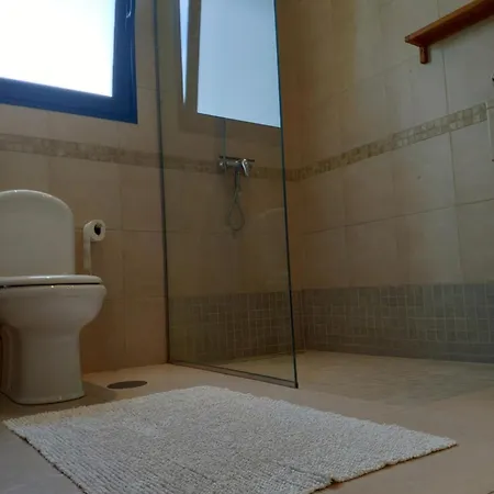 17 ° West, Lux. Inf. Pool Villa, 5 Minutes To The Sandy Beach, Wifi Villa *