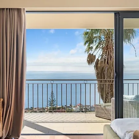17°west Villa Estreito Da Calheta