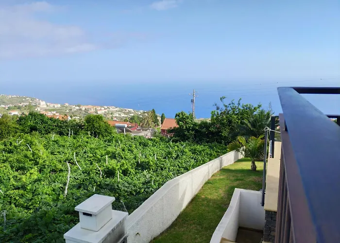 Villa 17 ° West, Lux. Inf. Pool Villa, 5 Minutes To The Sandy Beach, Wifi *