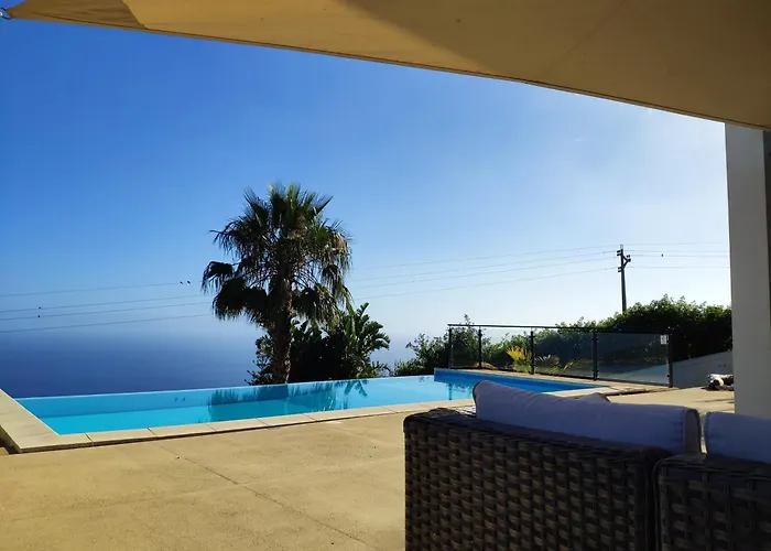 17 ° West, Lux. Inf. Pool Villa, 5 Minutes To The Sandy Beach, Wifi Villa Estreito Da Calheta