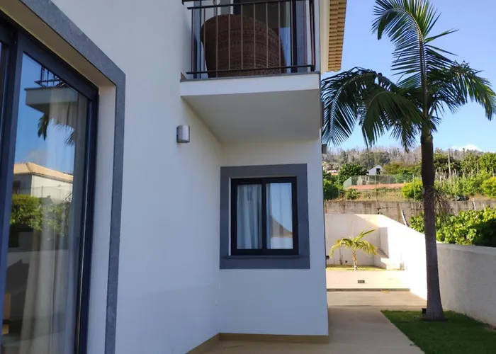 17 ° West, Lux. Inf. Pool Villa, 5 Minutes To The Sandy Beach, Wifi Villa Estreito Da Calheta