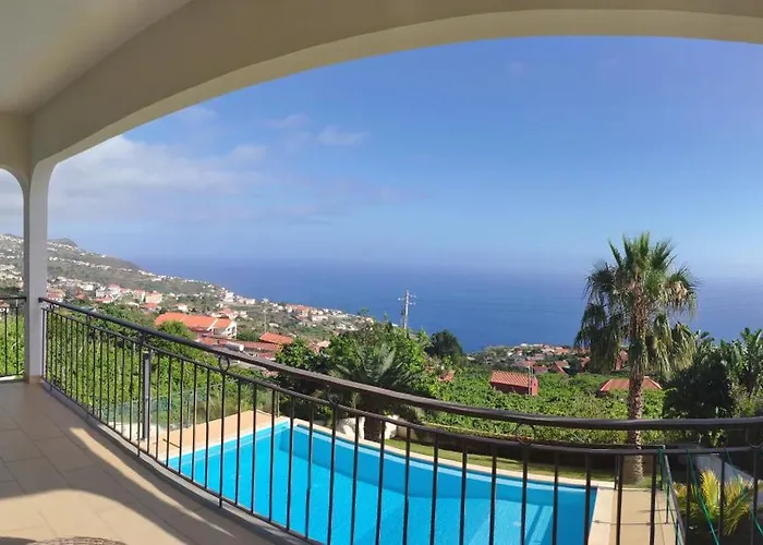 17 ° West, Lux. Inf. Pool Villa, 5 Minutes To The Sandy Beach, Wifi Villa Estreito Da Calheta