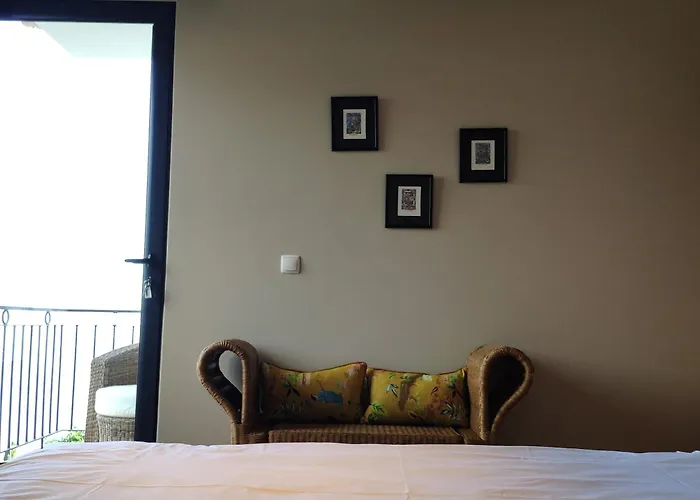 17 ° West, Lux. Inf. Pool Villa, 5 Minutes To The Sandy Beach, Wifi Estreito Da Calheta